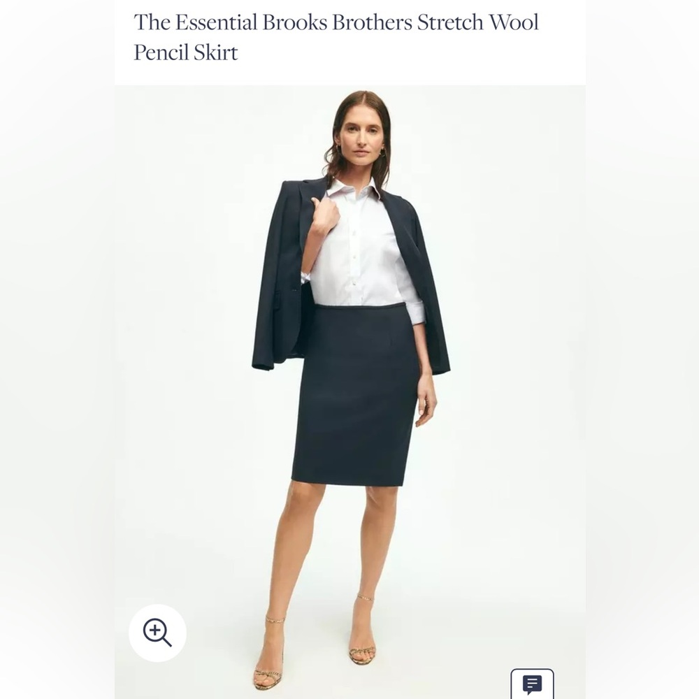Brooks Brothers essential stretch wool pencil skirt. Navy. Size 2. NWT.